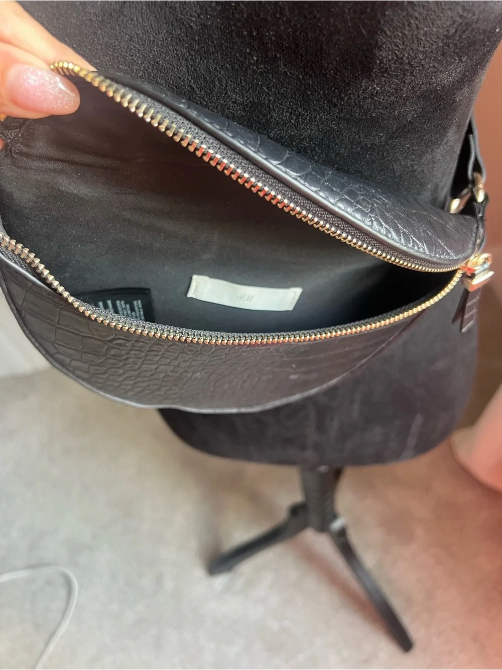 H&M Black Croc-Embossed Crossbody Belt Bag